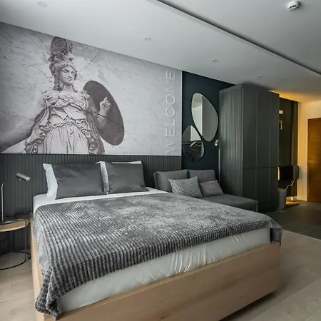 Marrilux Hill Apartment